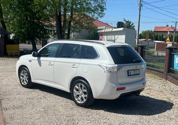 Mitsubishi Outlander cena 46500 przebieg: 292800, rok produkcji 2013 z Alwernia małe 79